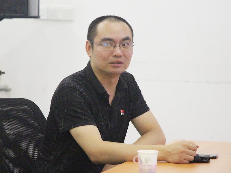 2019春都社區(qū)“七一”走訪慰問黨員活動